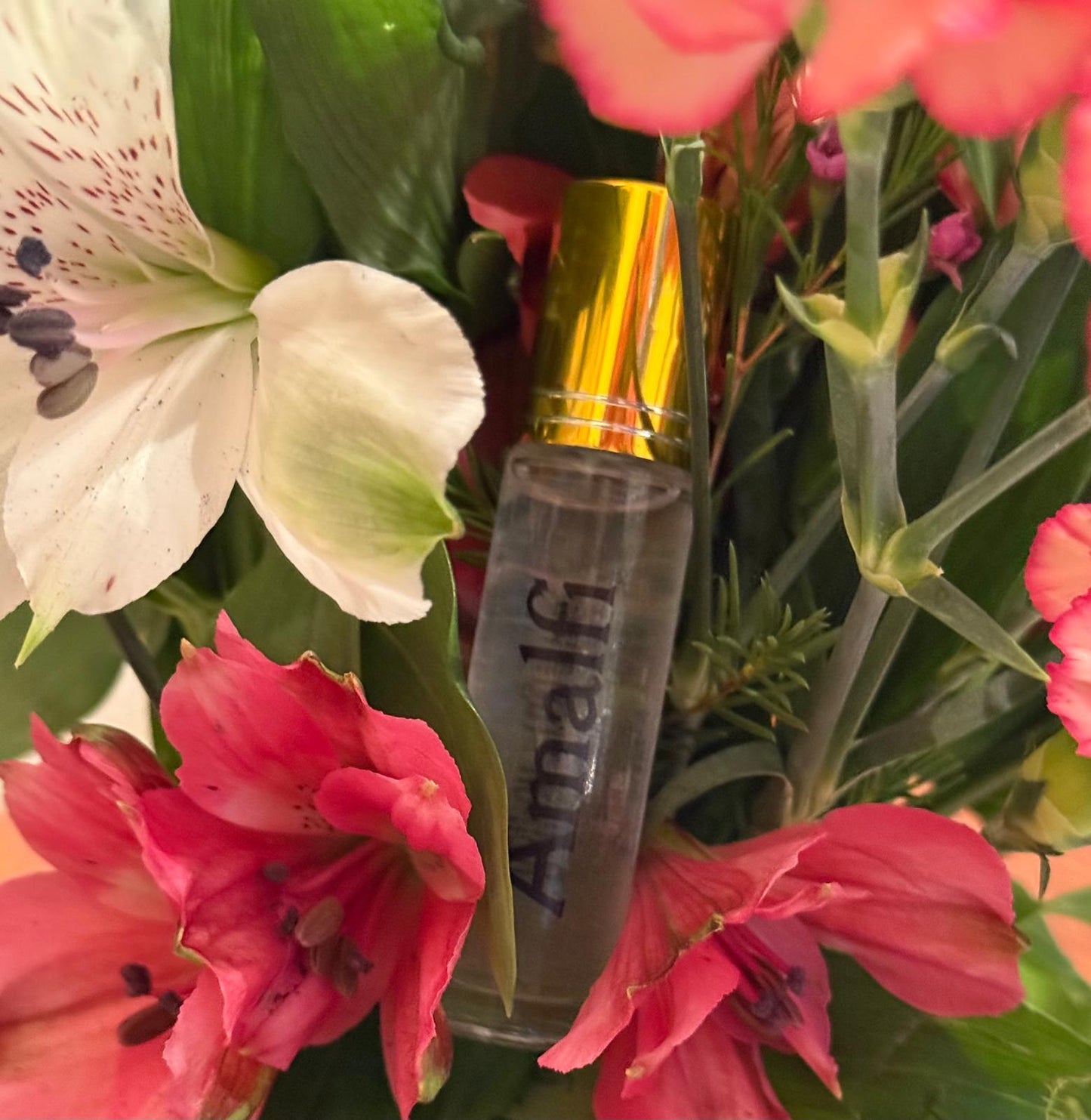 Roll on moisturizing fragrance